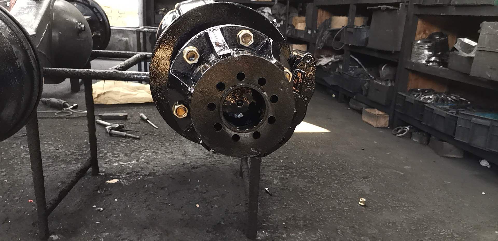 無(wú)人駕駛汽車(chē)車(chē)橋